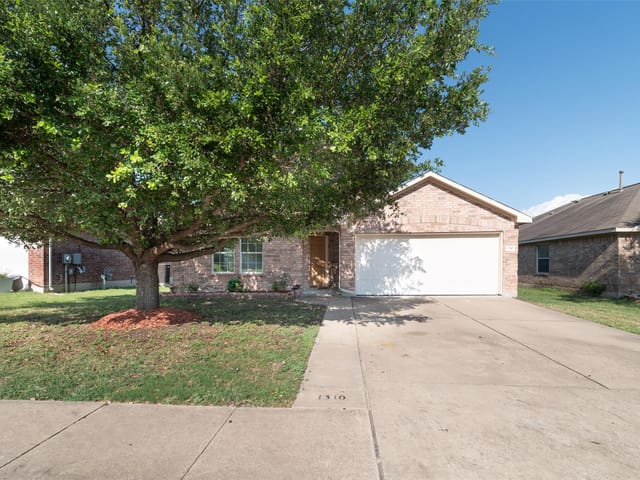 1310 Rainbow Parke DR