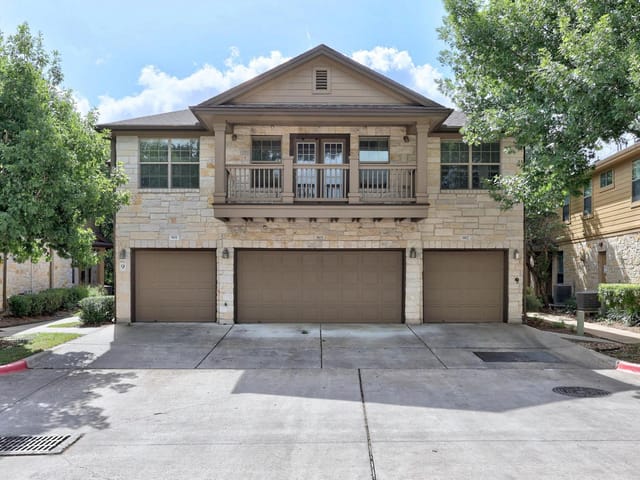 1310 W Parmer LN Unit #9B