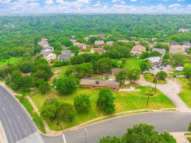 1311 Collinwood West Dr