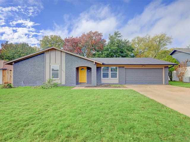 1312 Neans Dr