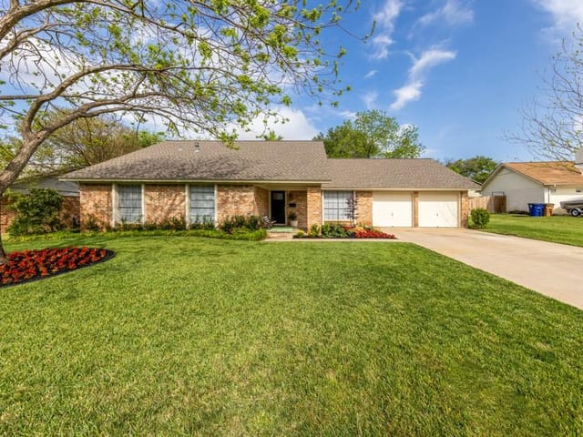 1312 Quailfield Cir