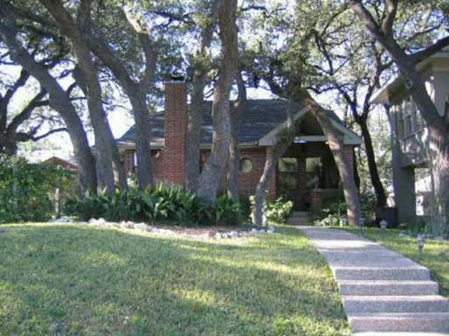 1312 TRAVIS HEIGHTS BLVD