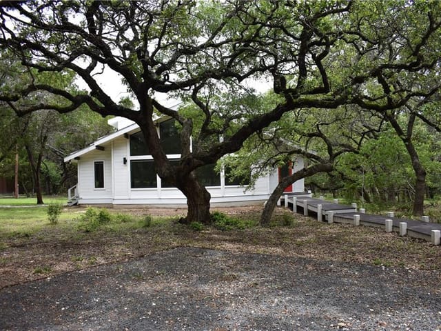13127 S Madrone Trl