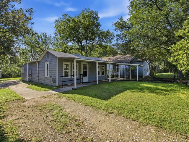 1313 Perez St