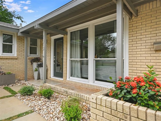 1313 Westmoor Dr