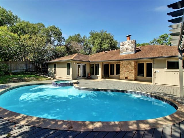 1313 Wilson Heights DR