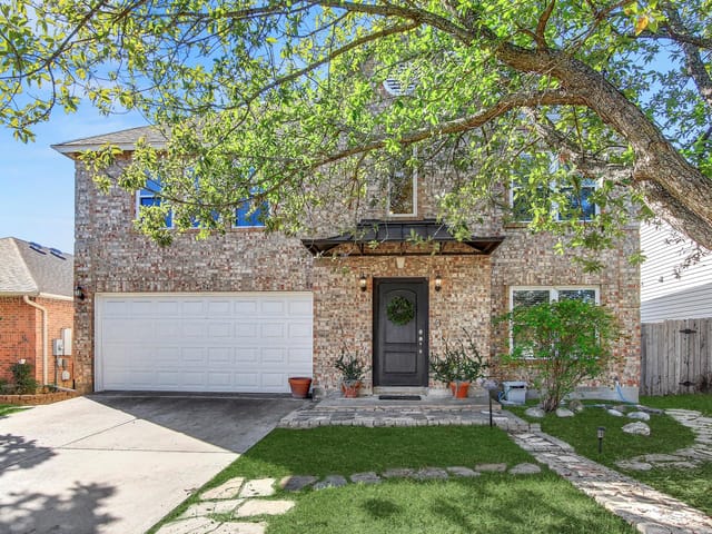 1317 Bradbury Ln