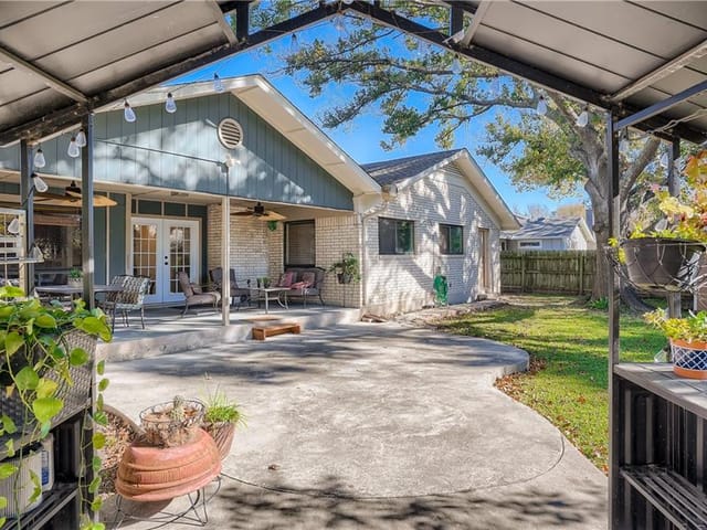 1317 Meadgreen Cir