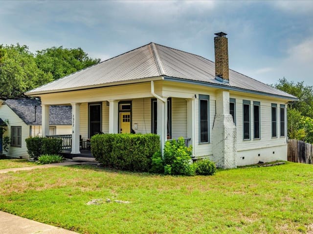 1317 Newning Ave Unit #A