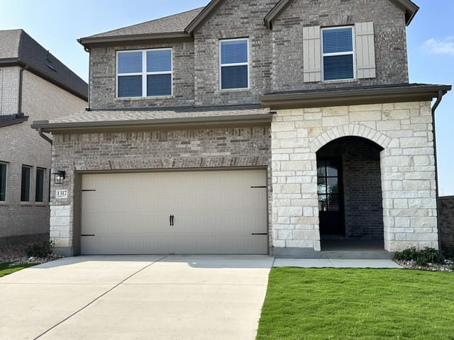 1317 South Brook Dr