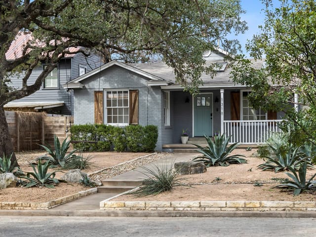 1318 Bonham Ter