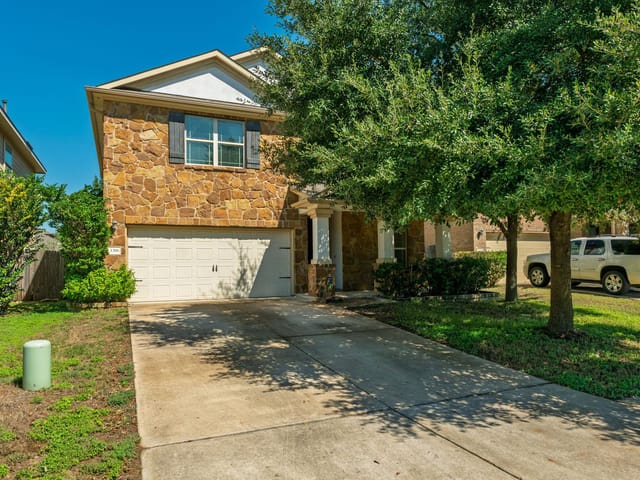 1318 Clark Brothers DR