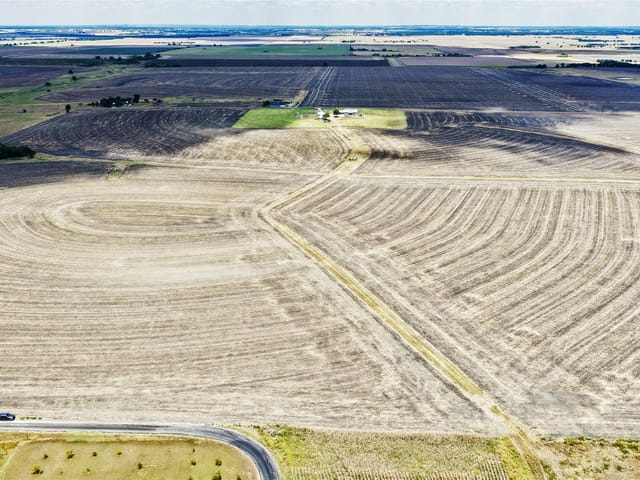 1310 & 0000 County Road 357