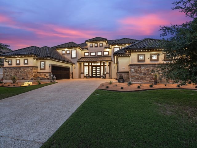 1320 Morning Moon Cir