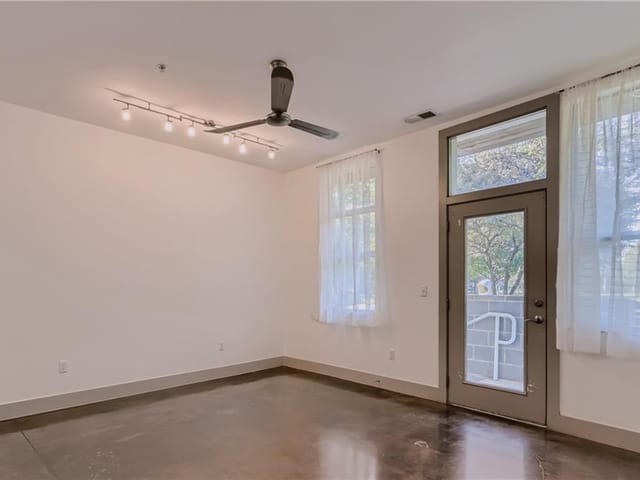 1320 Robert Browning St Unit #105