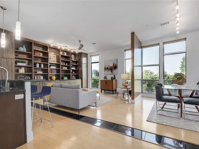 1320 Robert Browning St Unit #305