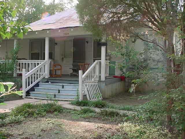 1320 W Hopkins ST