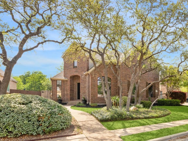 13205 Country Trails Ln