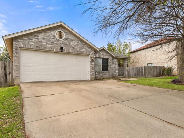 1321 Dexford Dr