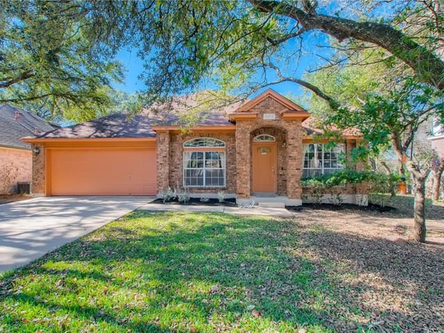13212 Adonis Dr