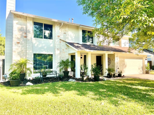 13213 Briar Hollow Dr