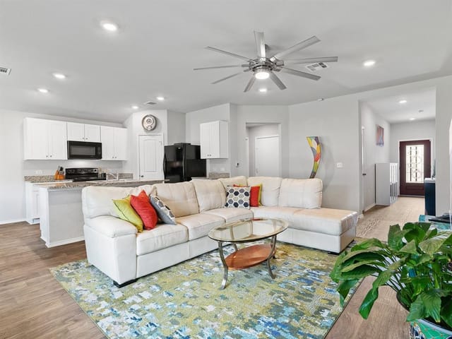 13216 Branwell Dr