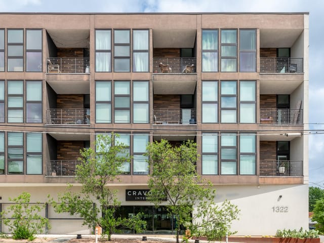 1322 E 12th St Unit #305