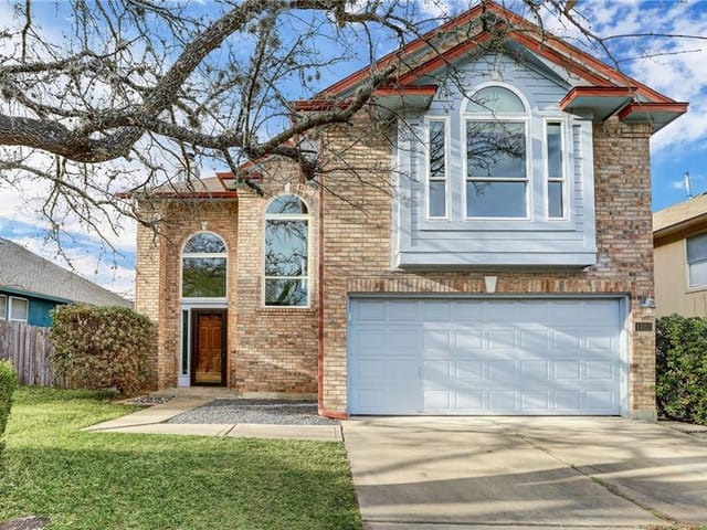 1322 Strickland Dr