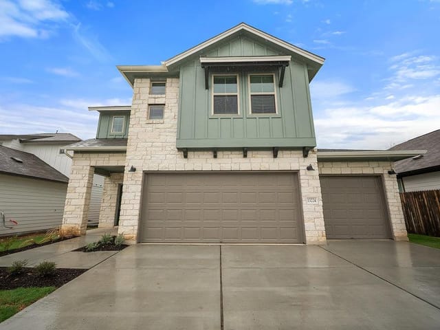 13224 Ditka Dr