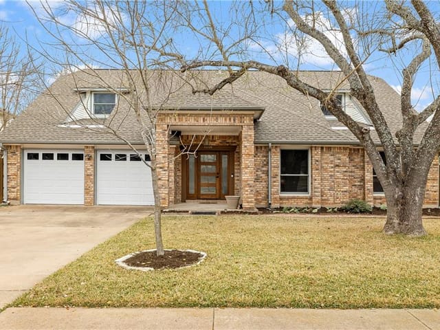 13225 Briar Hollow Dr