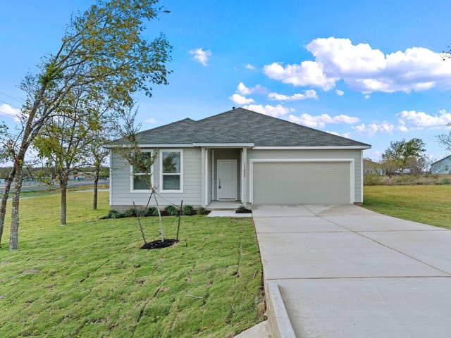 13225 Eastland Dr