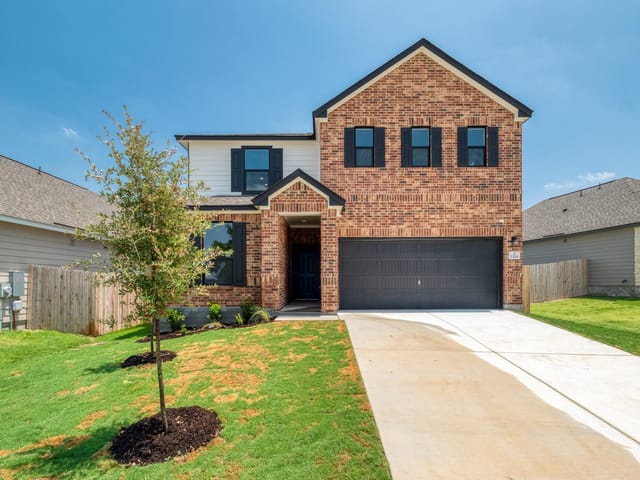 1324 Carriageway DR
