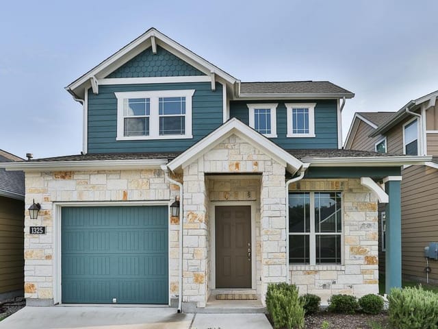 1325 Central Park Ct