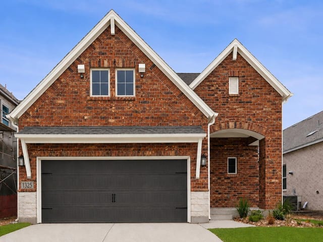 1325 South Brook DR