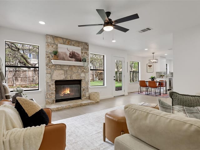13265 Kerrville Folkway Dr