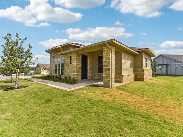 133 Antoinette Way Unit #101