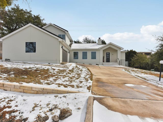 133 Crest View Dr