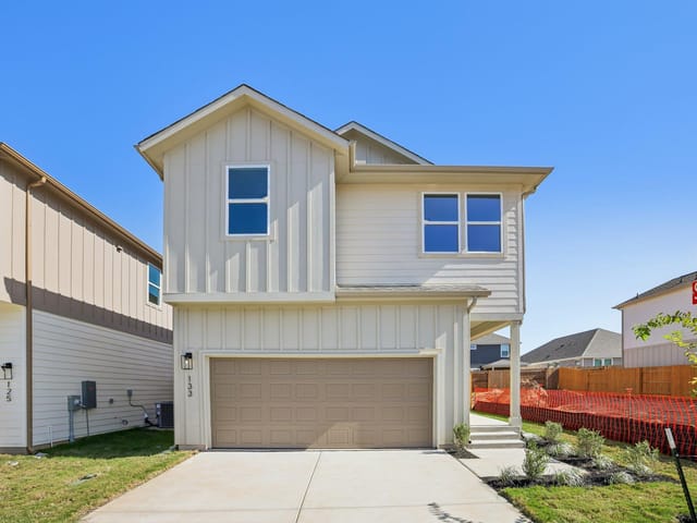 133 Maverick Ave