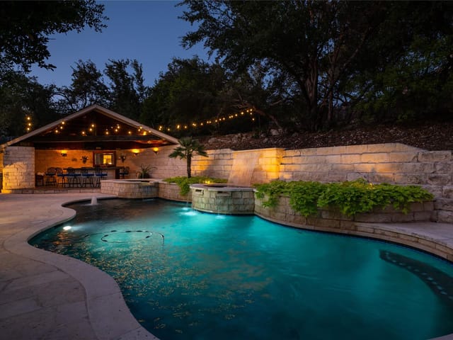 13312 Country Lake Dr