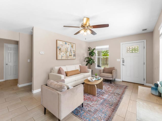 13323 Villa Park Dr Unit B Unit #B