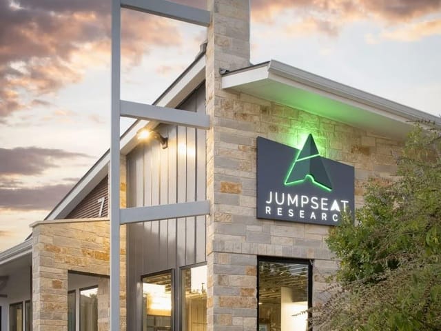 13341 W US Hwy 290