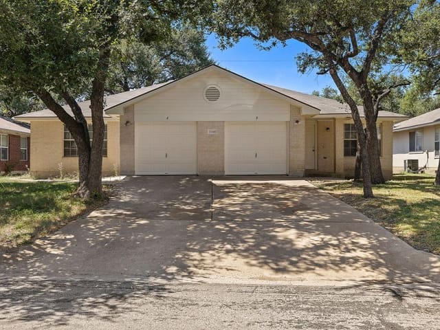 13346 Water Oak Ln