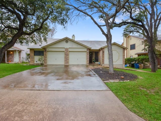 13347 Water Oak Ln