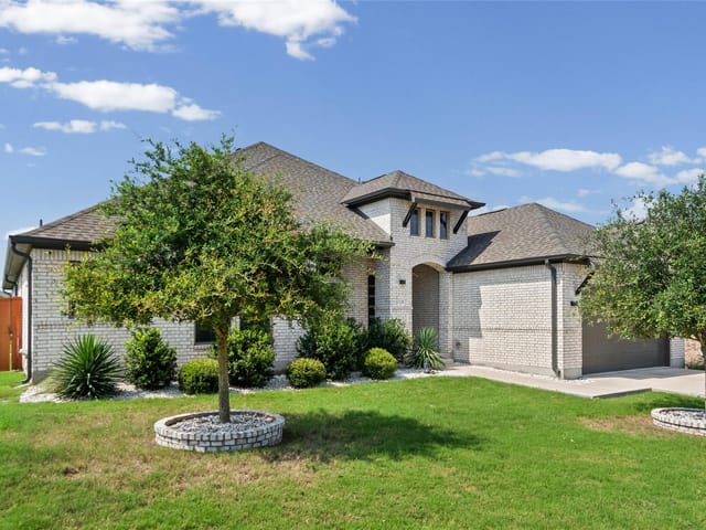 1336 Academy Oaks DR