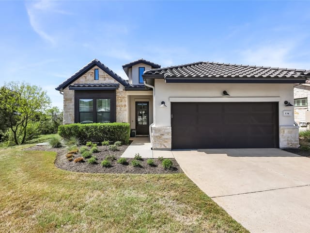 134 Lucia CT