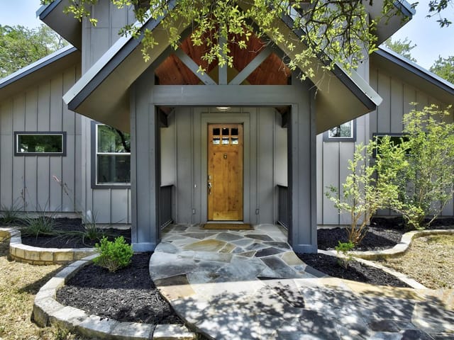 134 Narrows RD