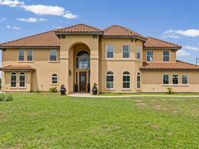 134 River Forest DR