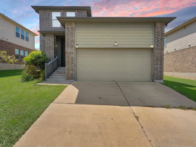 13412 Henneman DR