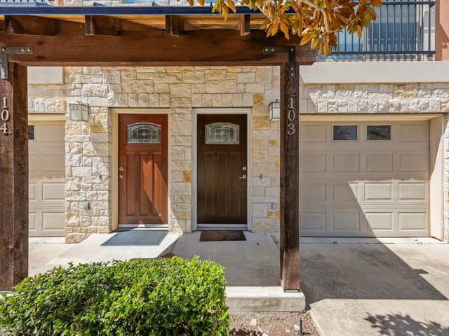 13420 Lyndhurst ST Unit #103