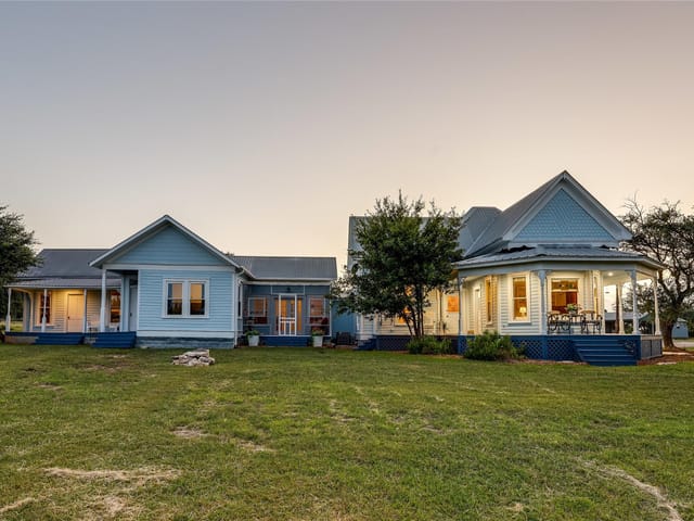 13471 Cedar Valley RD